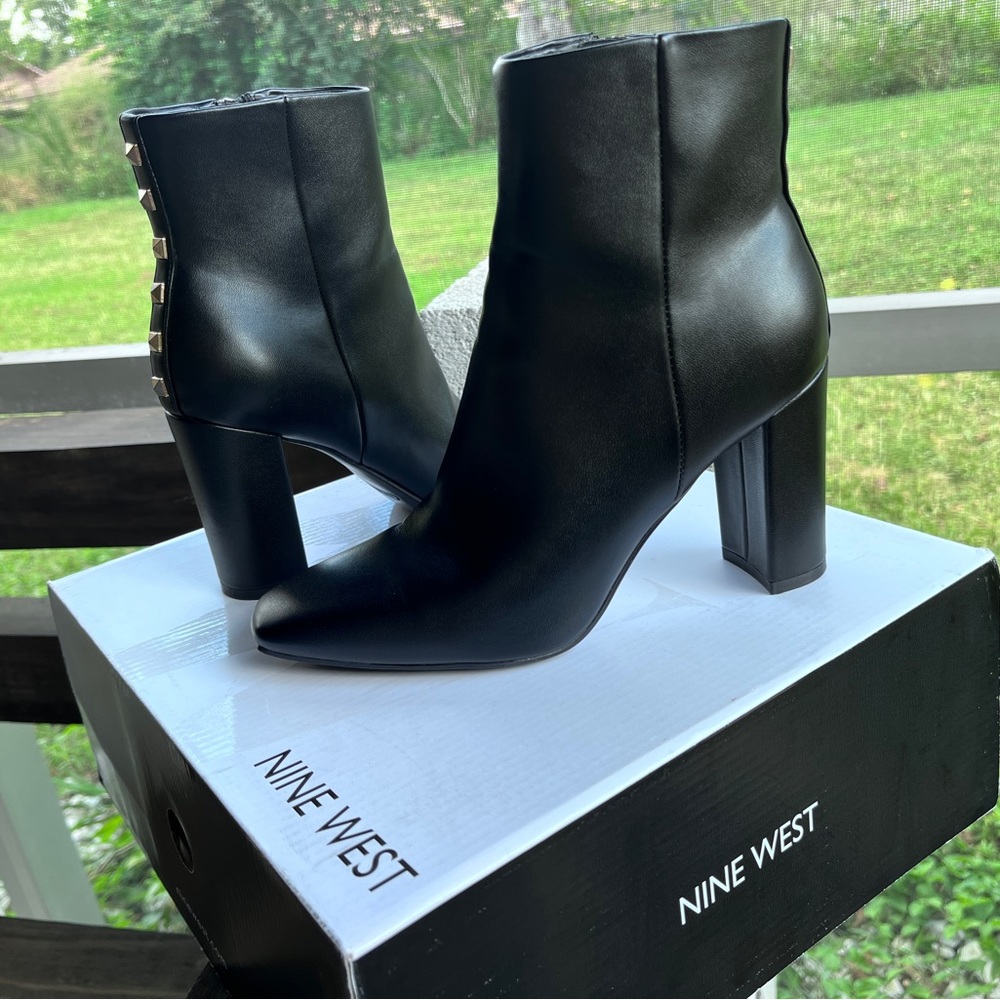 Nine West booties